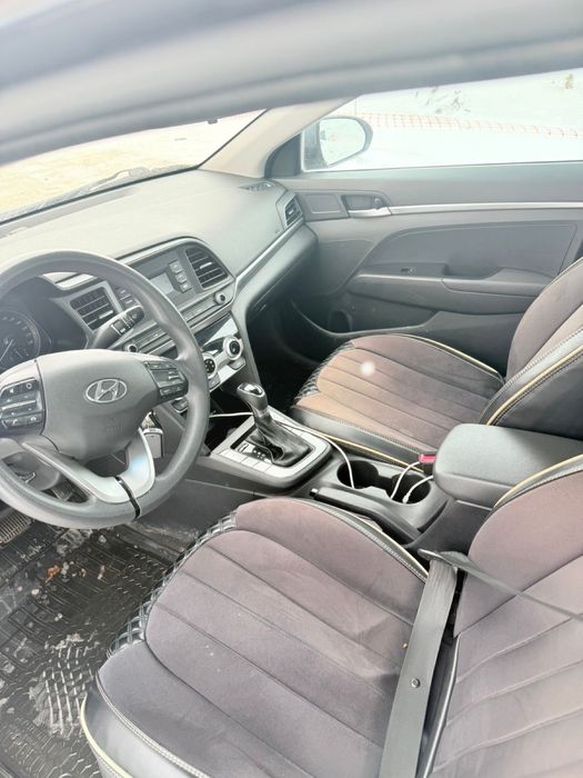 Продвм автомобиль