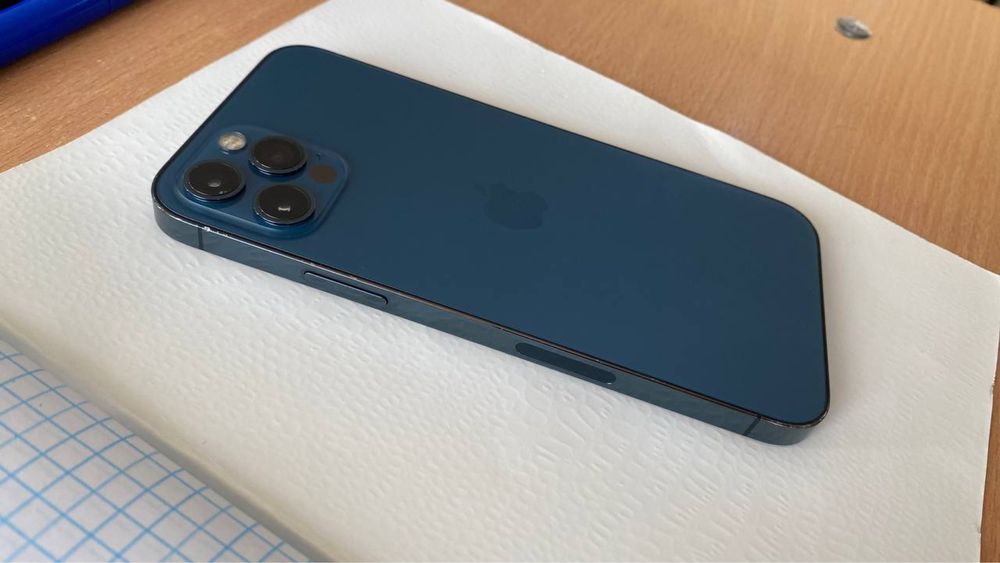 iphone 12 pro LL/A