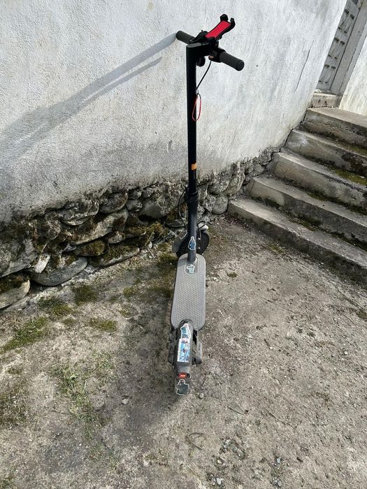 Vând trotineta Xiaomi e-scooter
