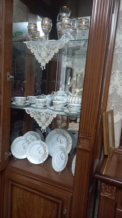 Kamot burchelari stol stul idishla salfetkalari padarka