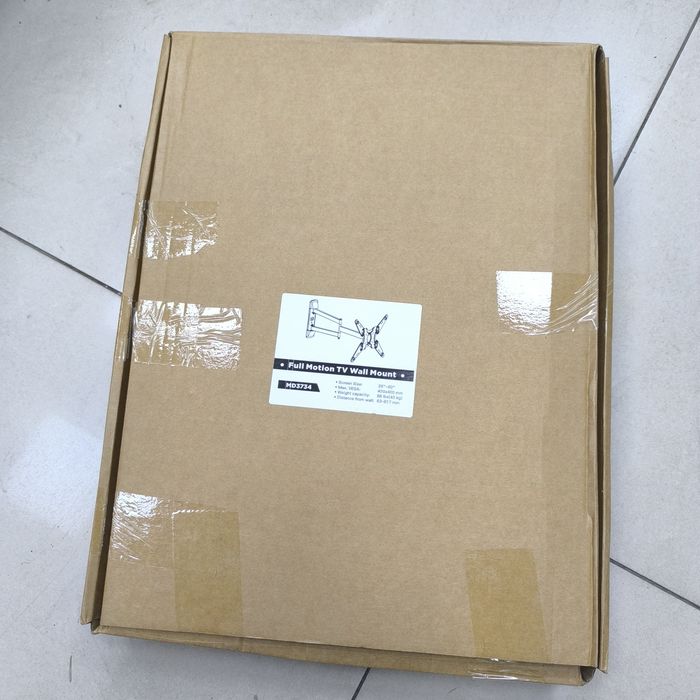 Угловой кронштейн для телевизора 80см длину   от32_до60