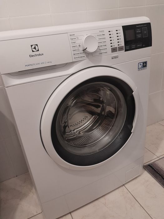 Стиральная машина в хорошем состоянии