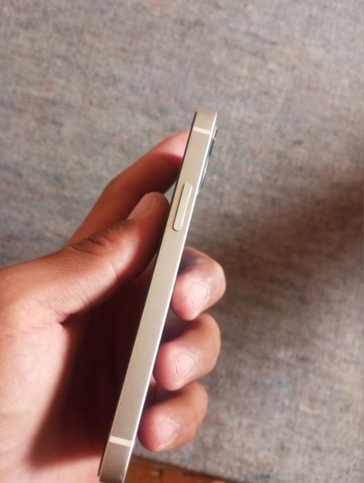 Iphone 12 mini 64 xotira 96% useleni kelishamiz faqat tezro