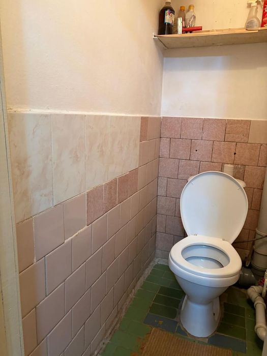 Продам 3 комн квартиру на Бензострое