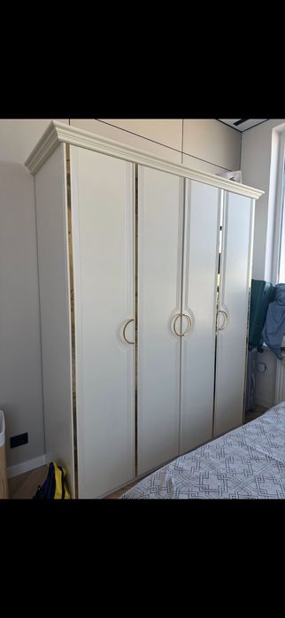 Продам шкаф в идеальном состоянии