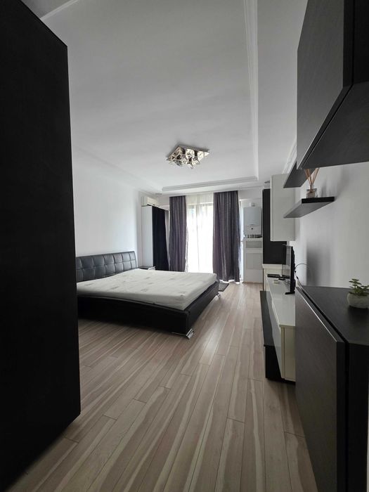 Inchiriez Garsoniera PIPERA Complex cu piscina