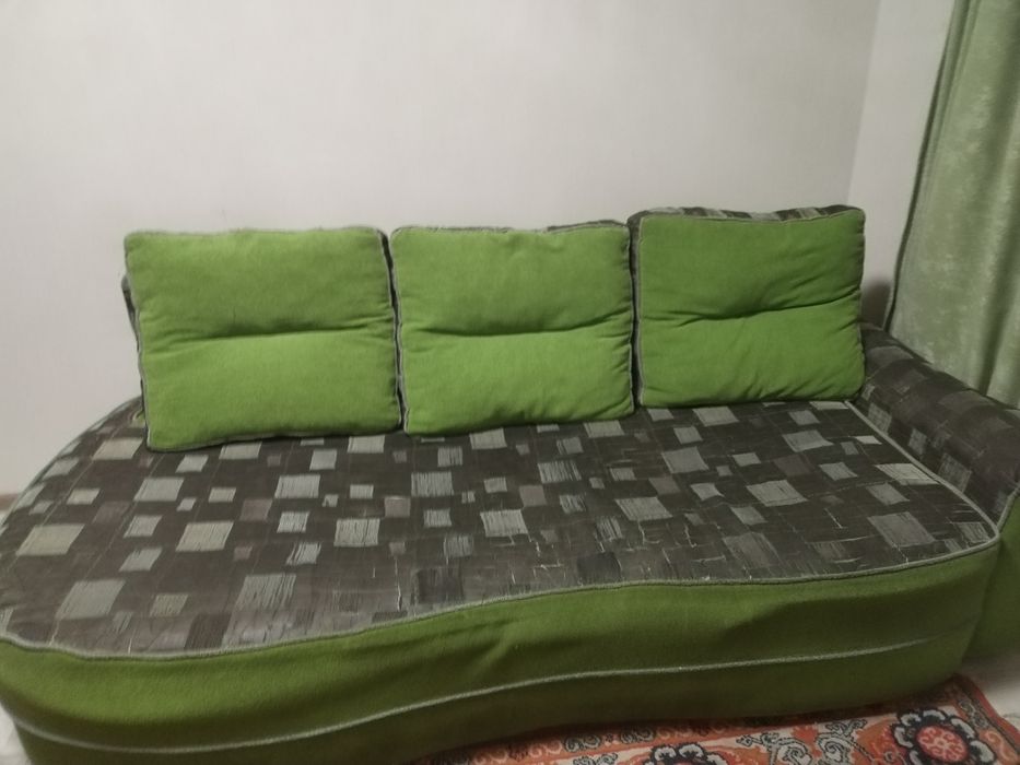 Продам диван  раздвижной