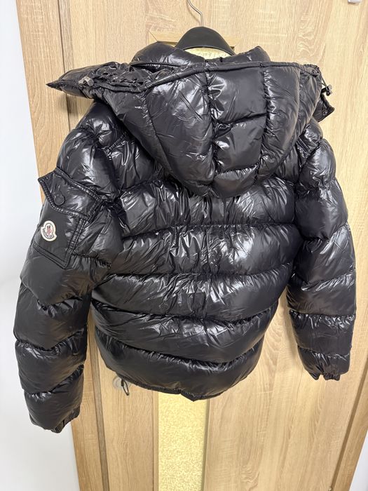 Moncler чисто ново