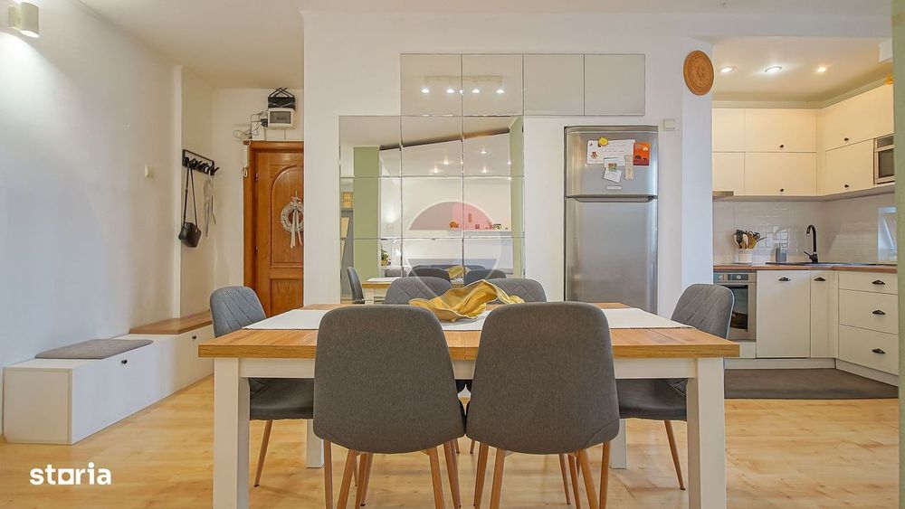Comision 0 %! Apartament cu 4 camere de vânzare în Centrul Civic