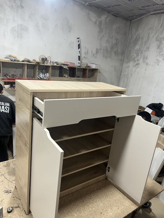 Под обувь oyoq kiyim uchun podobuv polka