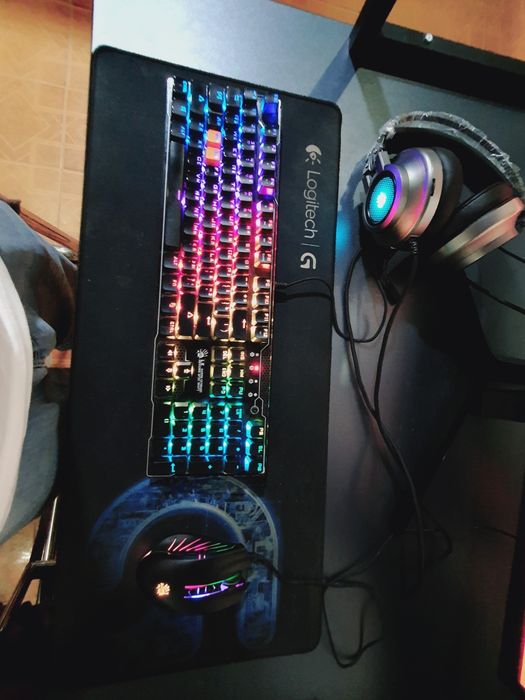 10 dona kompyuter sotiladi