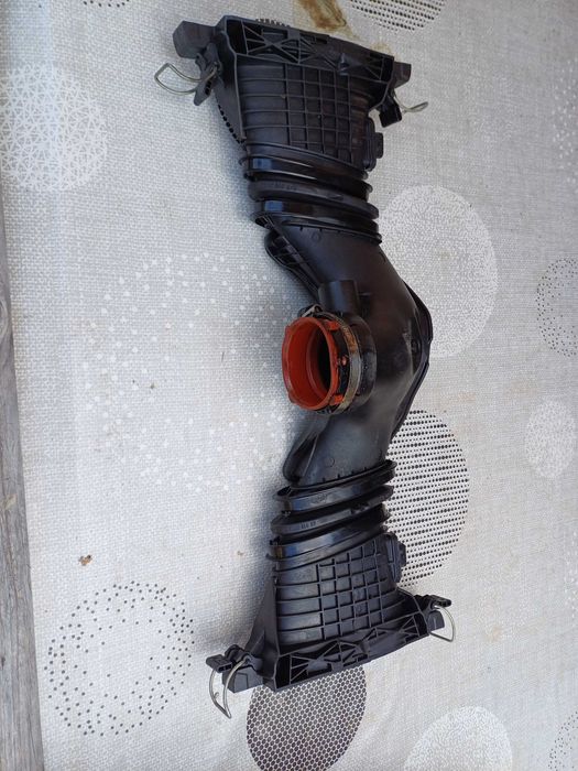 Лястовица за Мерцедес Е 350 дизел 2010г.