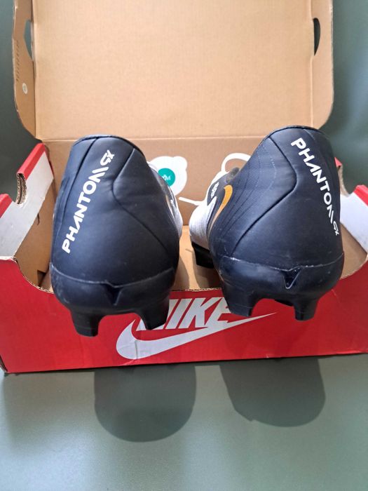 Бутонки Nike Пловдив