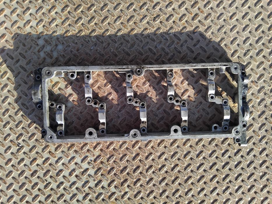 Оригинален капак клапани Тава  за VW 2.0 BiTDI 180 204 к.с. за  Amarokн T5 T6 Passat