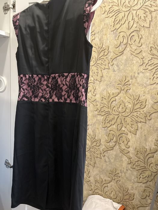 Платье 42-44 размер 5000 тыс торг