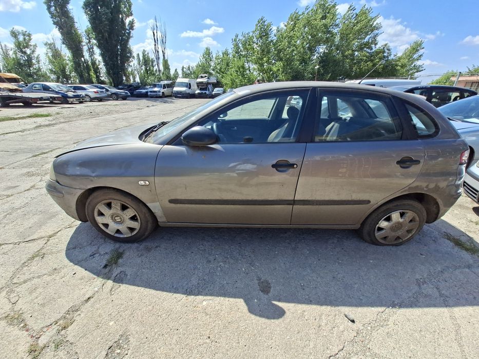 Dezmembrez Seat Ibiza 1.2 / 1.4 Benzina 2004 AZQ BXV BBY