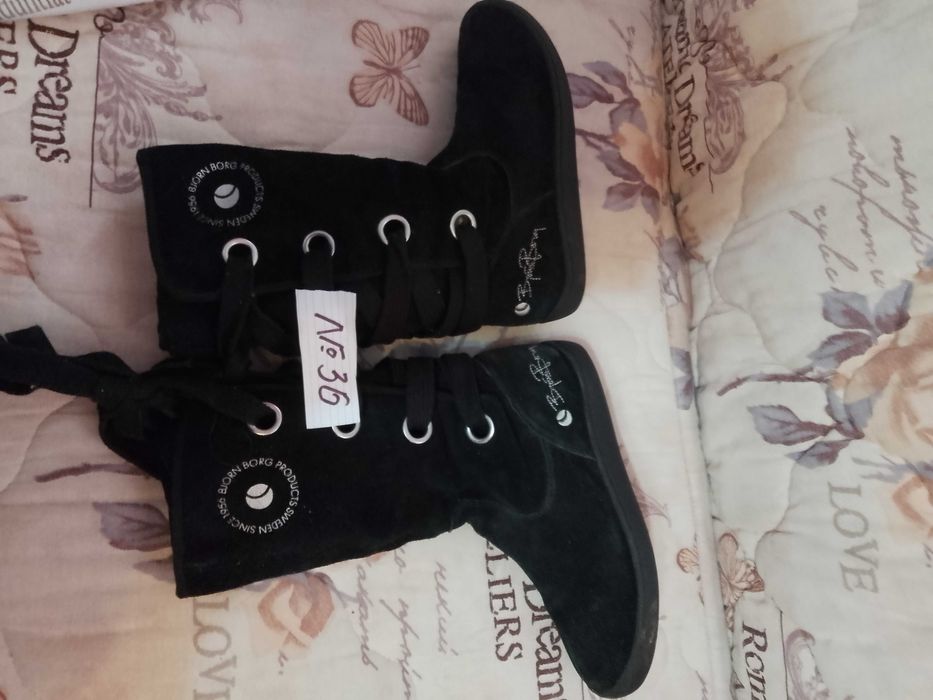 Зимни дамски велурени ботуши