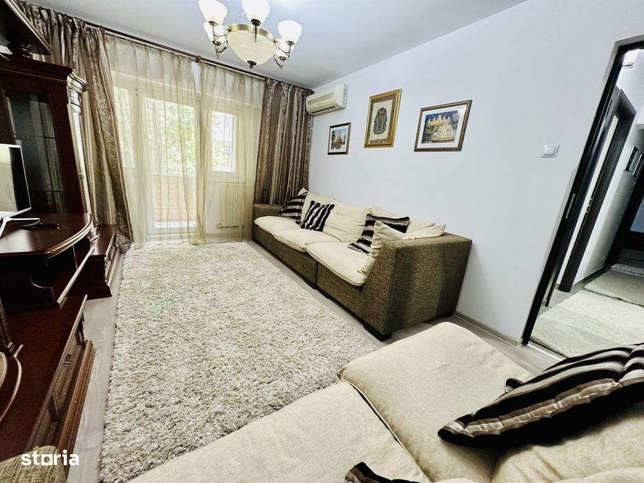 Apartament 3 camere Tg. Cucu-Podu de fier la bulevard