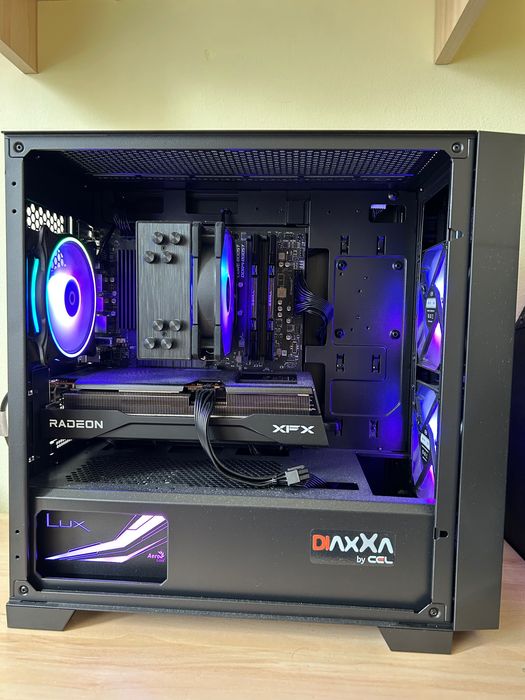 PC Gaming Ryzen 5 5600XT + Radeon RX 9060XT