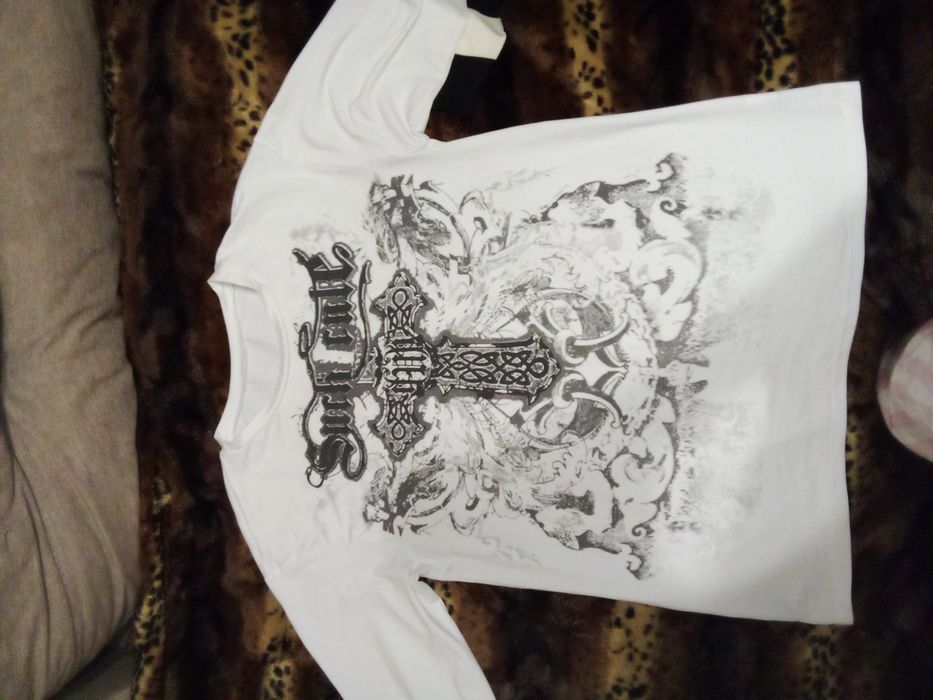 Новая одежда, одевала 1-2 раза