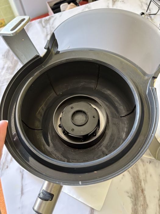 Продаю соковыжималку