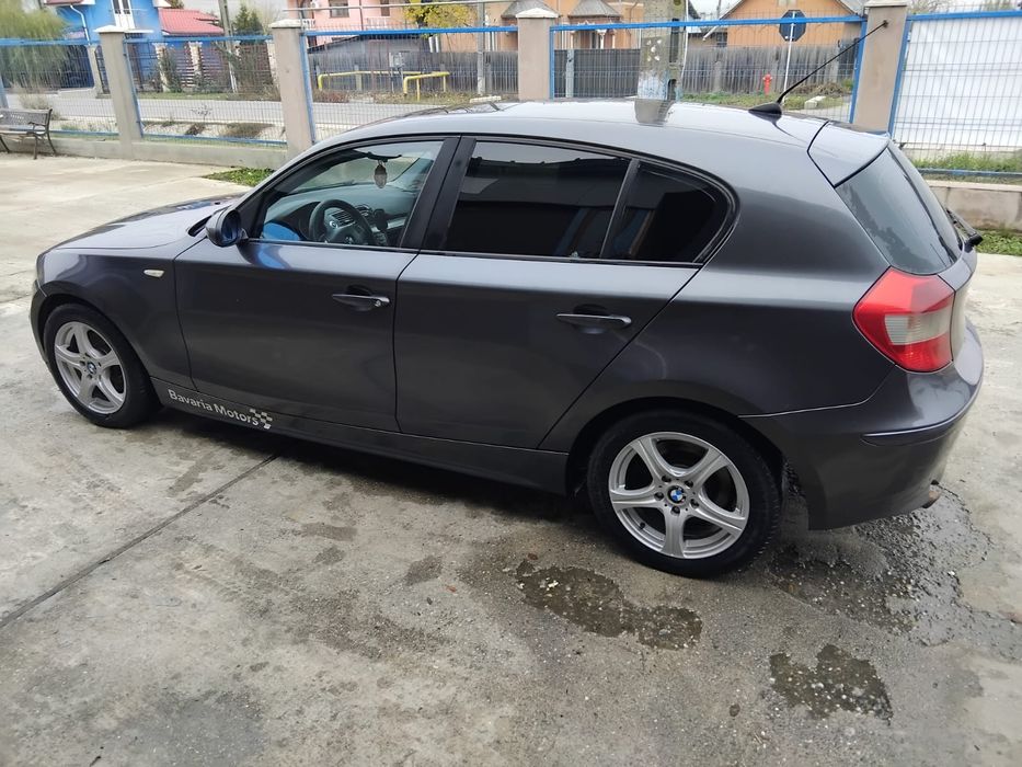 Vând bmw seria 1