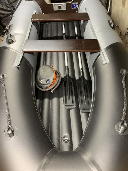 Лодка Адмирал 3250 НДНД