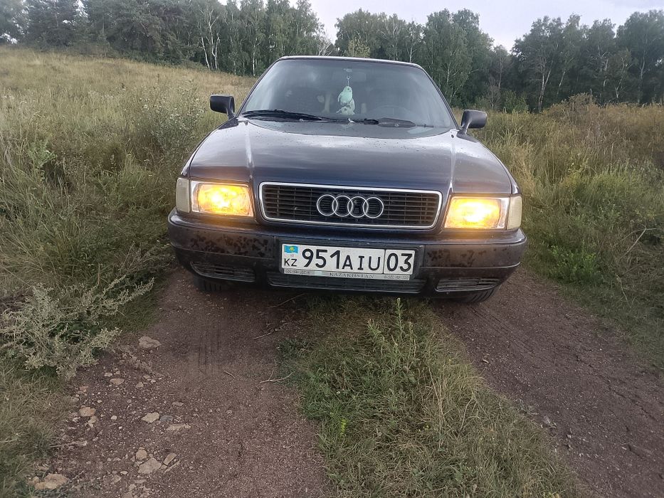 Ауди в4 в хорошем состоянии