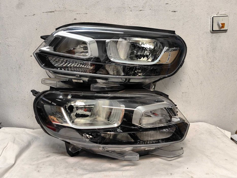 Оригинални  фарове  Ситроен  Citroen Jumpy 4