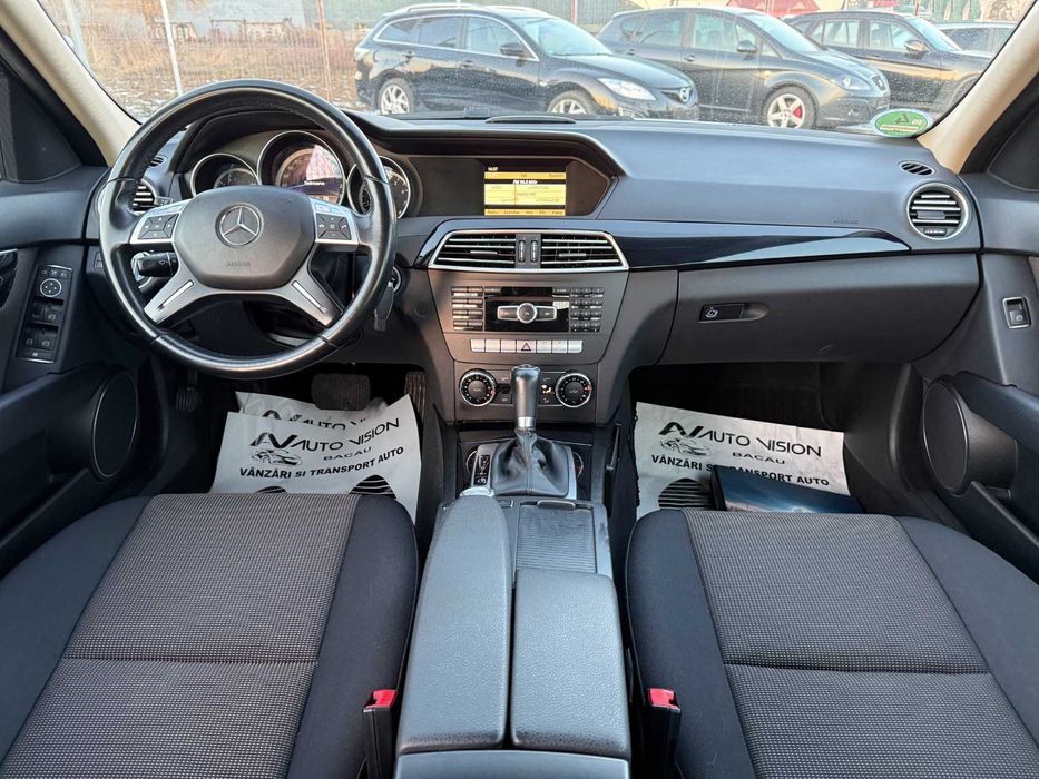 *RATE*Mercedes C180 Facelift 1.8Benzina 156CP 2012 Automata Km reali!
