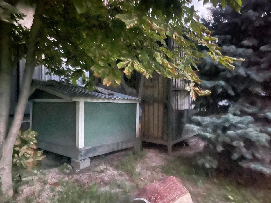 Продам вольер с будкой