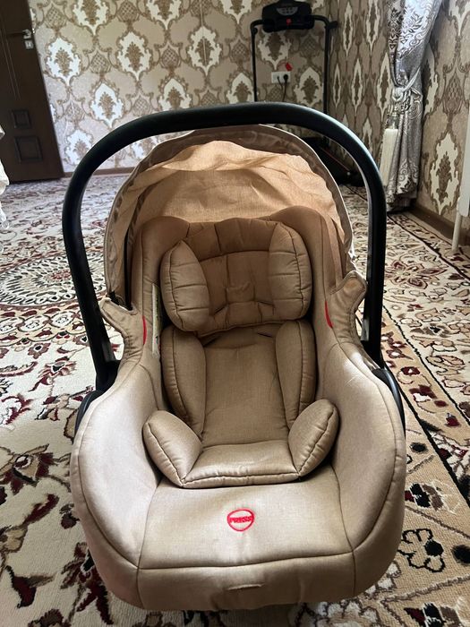 Moshina uchun kreslo 700000