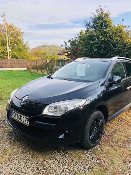 RENAULT Megane