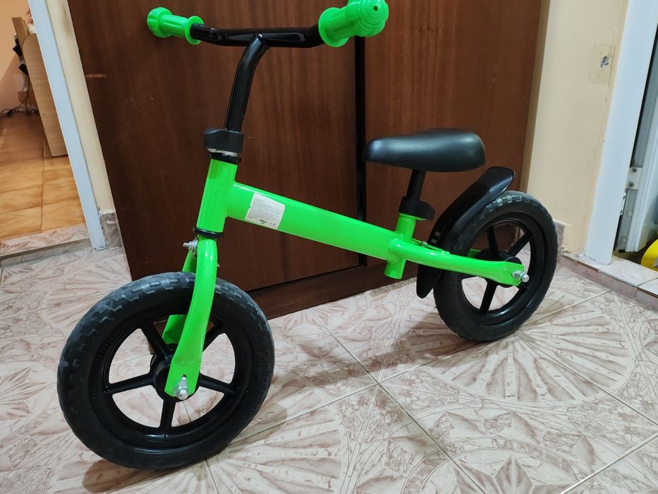 Баланс колело зелено