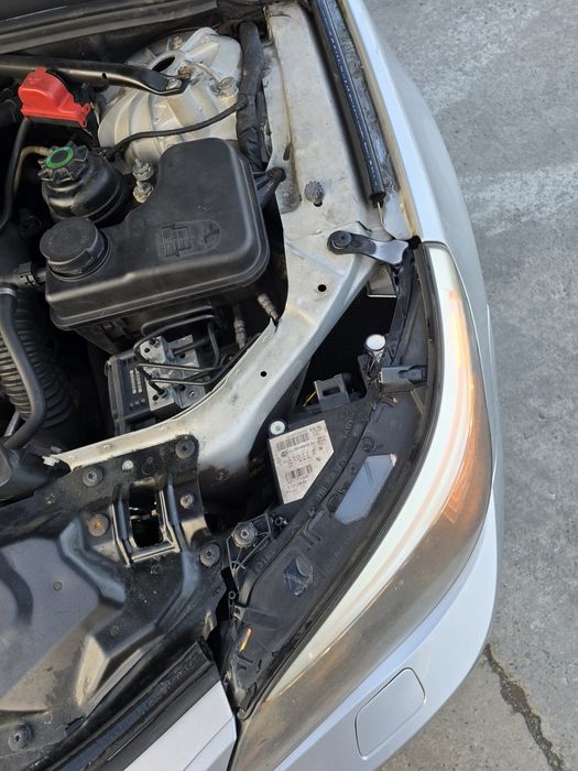 Faruri facelift bmw e60