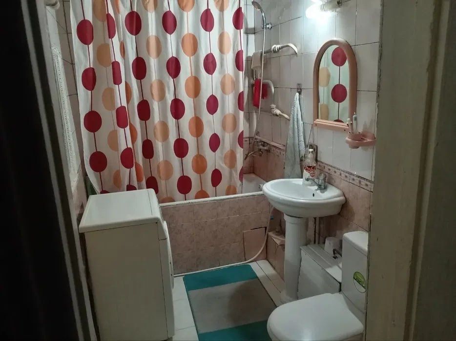 Срочно‼️Космонавт 3х/2/4 Кирпичка Хороший Ремонт‼️Супер Цена ‼️