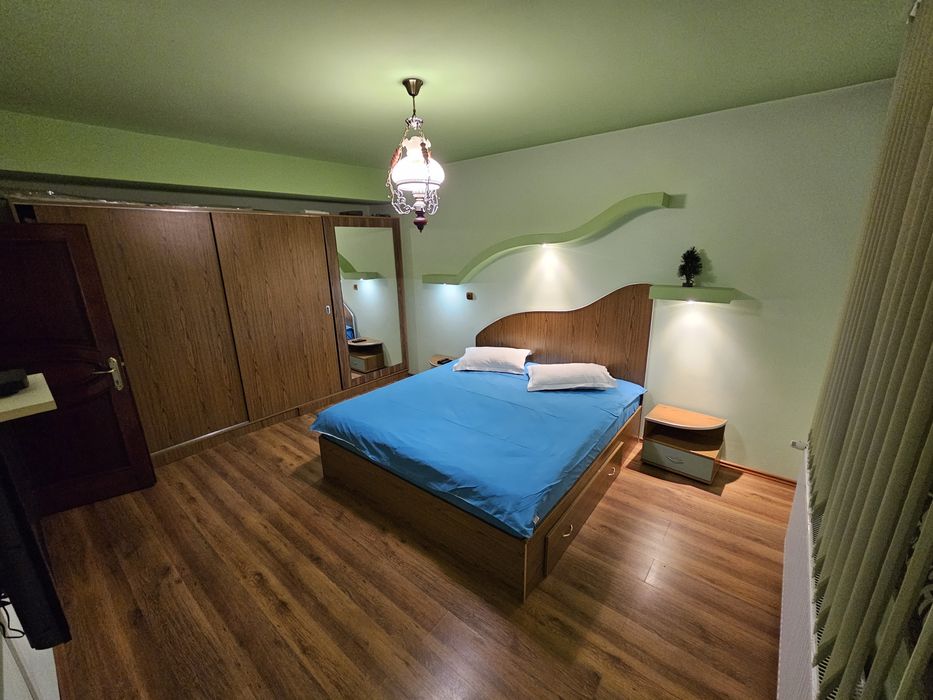 OCUPAT DE REVELION! Cazare Predeal! De închiriat vila întreagă!