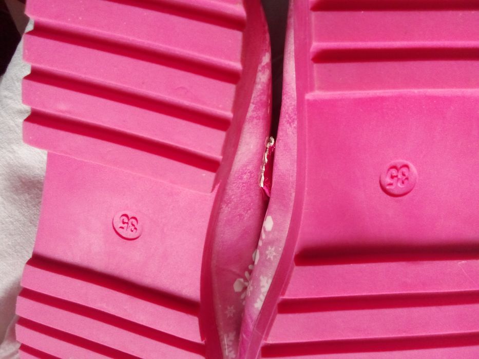 За момиче лачени обувки за пролет