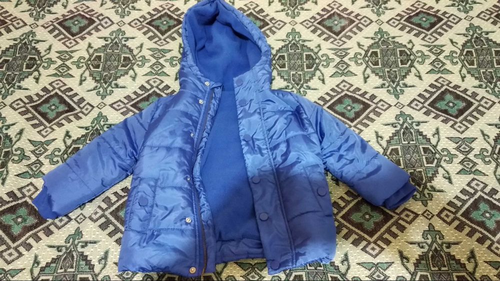 Детски дрехи и есенно-зимни якета за 2 годишно дете