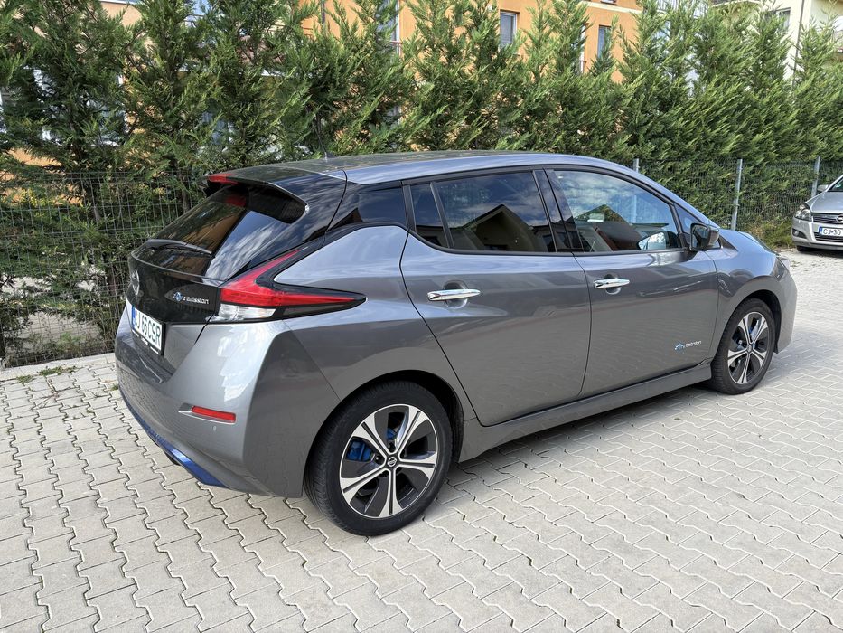 Schimb sau vand Nissan Leaf 40 kwh N-Connecta