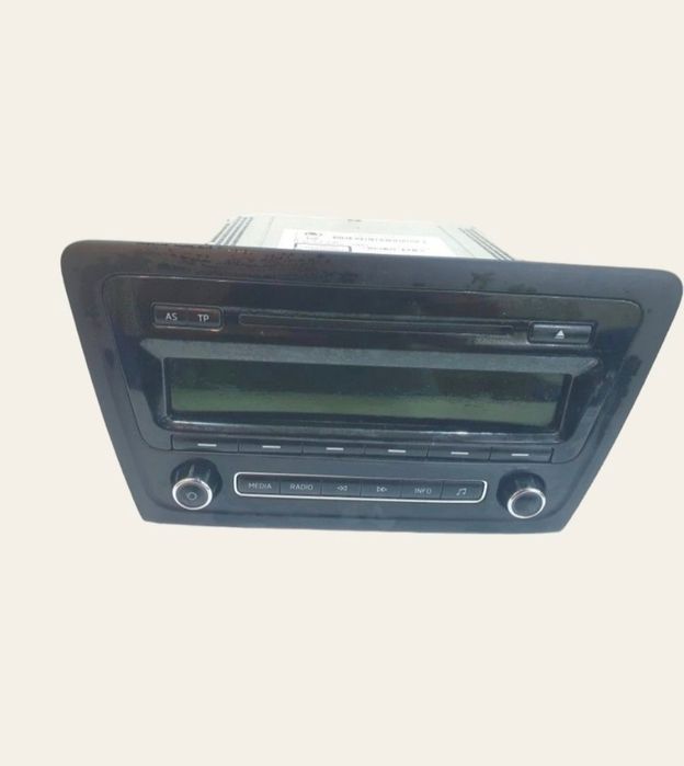 Авто магнитофон (магнитола)