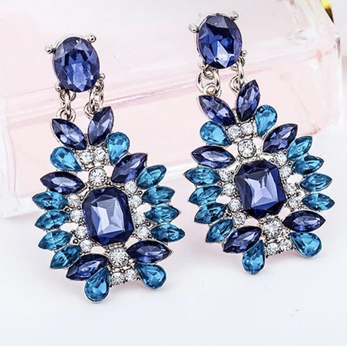 Новые красивые серьги