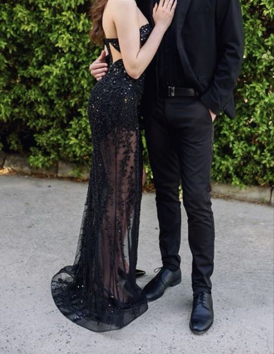 Продавам бутикова балната рокля от Hrisima Fashion