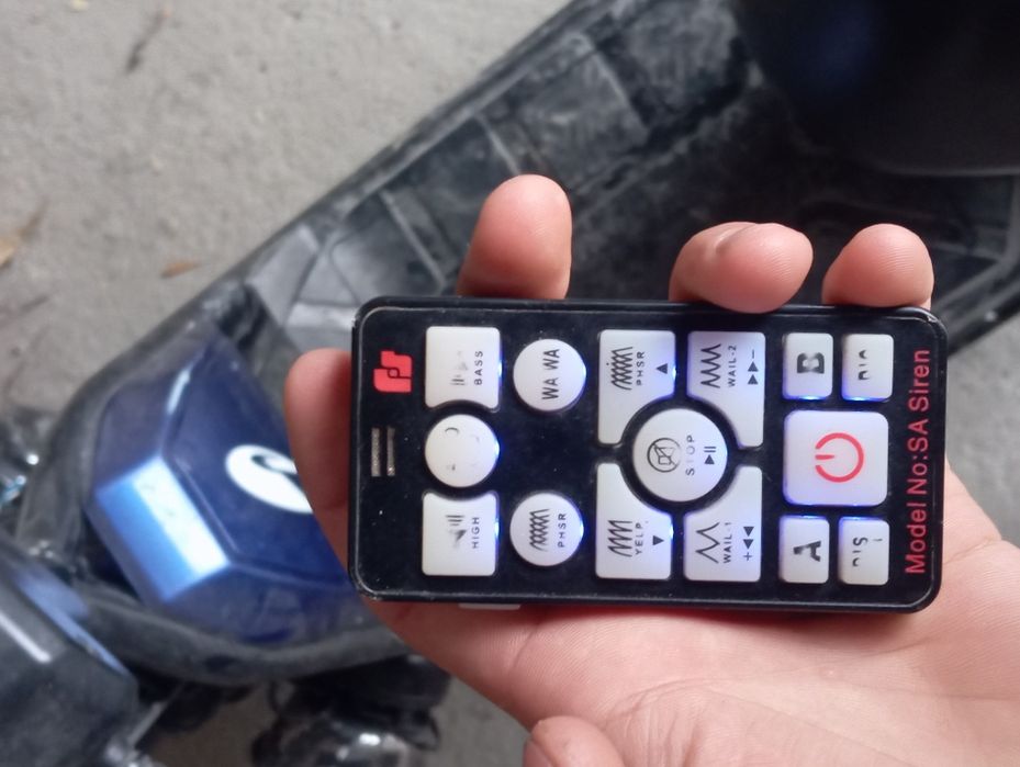 Amerikanka sirena sotikadi