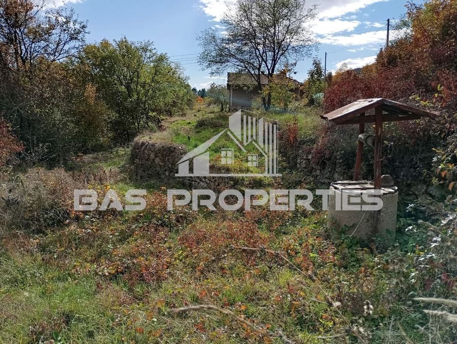 Парцел в София, област-с.Реброво площ 2727