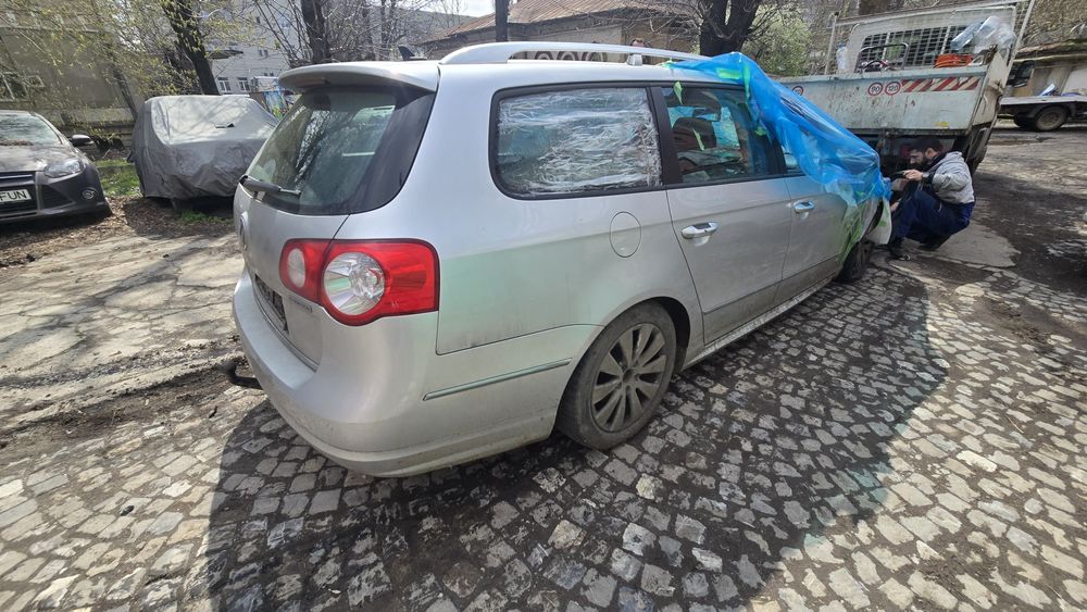 Vw passat b6 capota portbagaj stopuri usi aripa volan piele Scaune hayon jante aliaj roti rezerva etrier pompa motorina carlig remorcare aripa prag