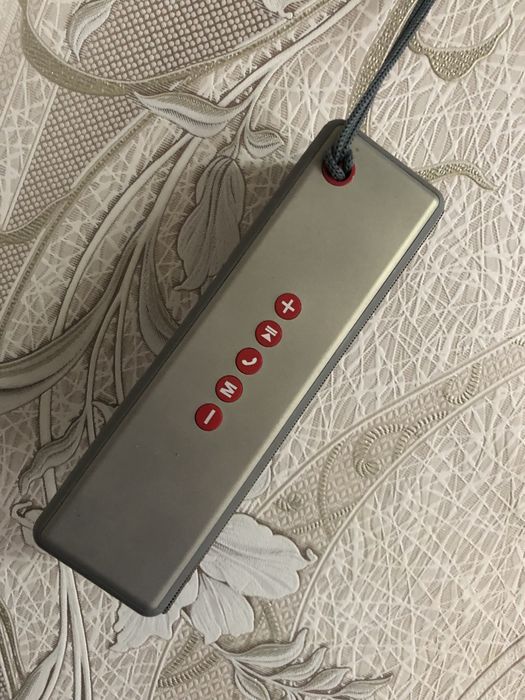 Продам блютуз колонку Hoco