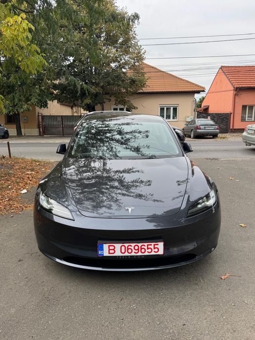 De inchiriat Tesla Model 3 / Model Y pentru Uber Bolt – Oradea