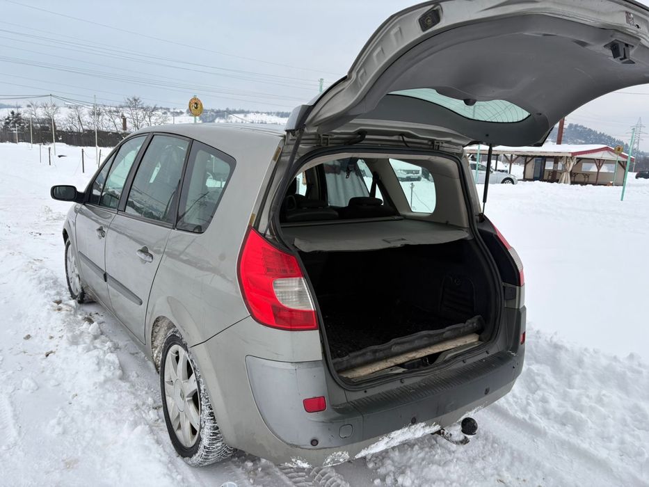 Vand renault scenic 1.9d 2007