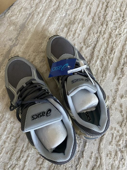 Кроссовки Asics 43 размер